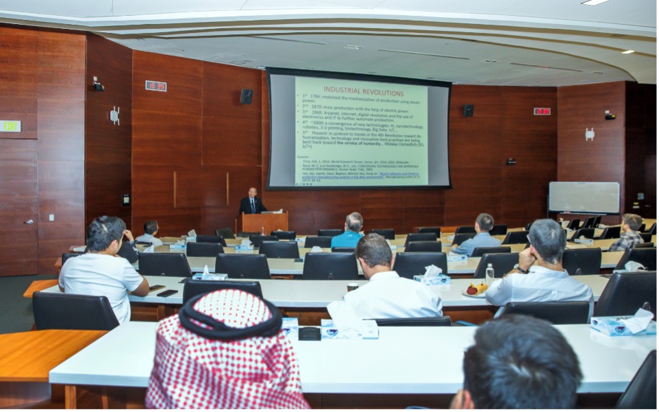 Dr. Chong giving his lecture at KAUST