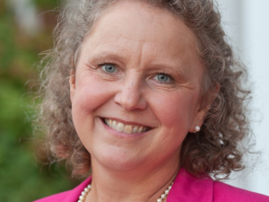Pamela Norris
