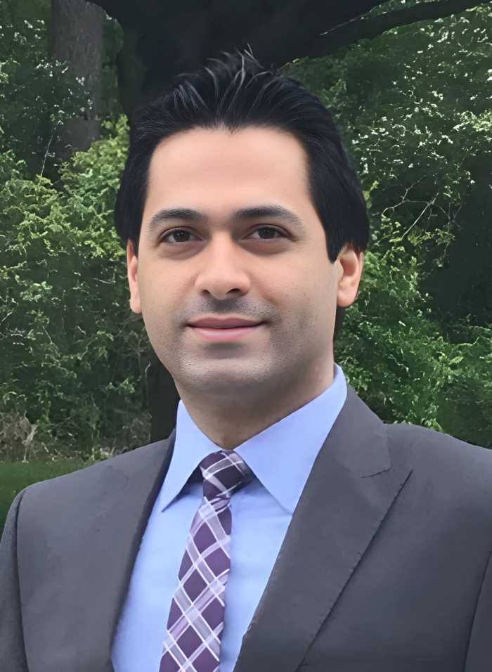 Amir Barakati headshot