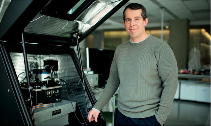 Santiago solares in research lab